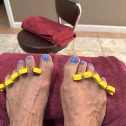 Elegant Nail Spa - Pedicure!!