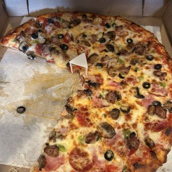 Uptown Pizza - Pizza Near Me - Oxnard, California Uptown Pizza - Pizza Near Me - Oxnard, California