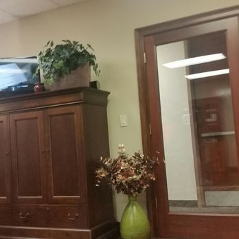 Innovative Community Management Solutions - Waiting area - Property Management Near Me - Tarpon Springs, Florida Innovative Community Management Solutions - Waiting area - Property Management Near Me - Tarpon Springs, Florida