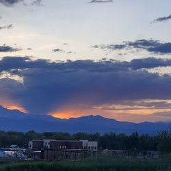Sunset over Coal Creek disc golf course