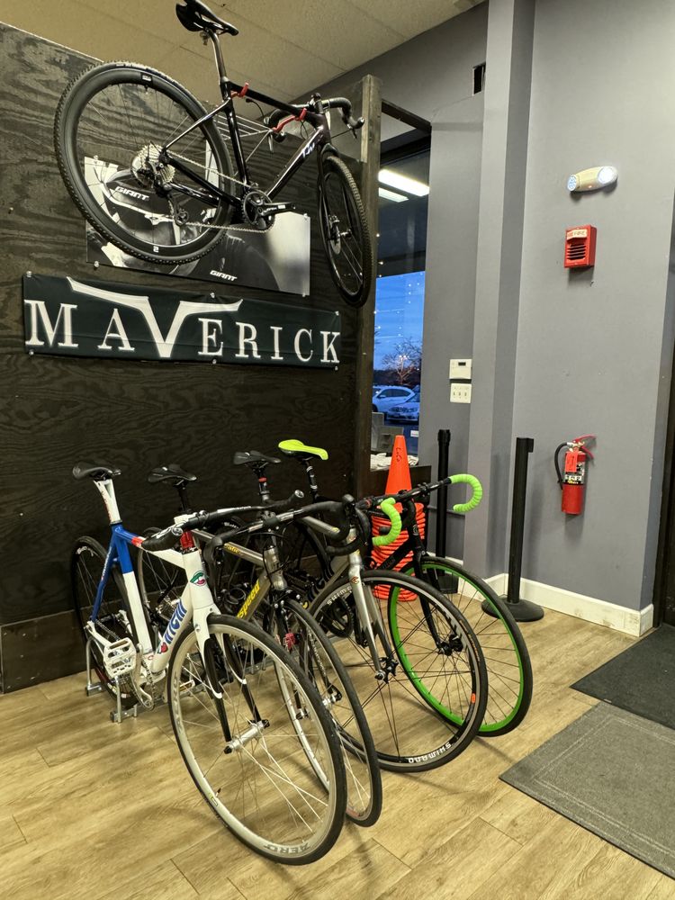 MAVERICK BIKES AND CAFE Updated September 2024 10 Reviews 32