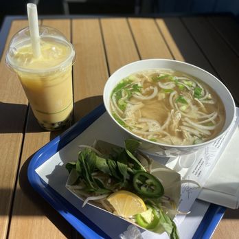 Ba-Le Sandwiches - Mango Boba Drink and Chicken Pho - Sandwiches Near Me - Wailuku, Hawaii
