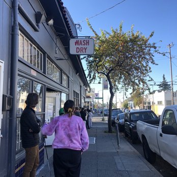 donut savant - the line at 11:40am - Donuts Near Me - Oakland, California donut savant - the line at 11:40am - Donuts Near Me - Oakland, California