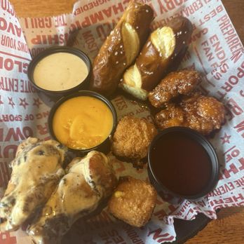 Glory Days Grill - Appetizer platter - Sports Bars Near Me - Falls Church, Virginia Glory Days Grill - Appetizer platter - Sports Bars Near Me - Falls Church, Virginia