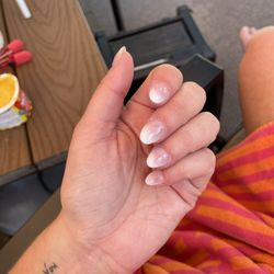 T Ha Beauty Salon - Ombré French Acrylics with Gel Top Coat