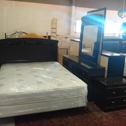 Delhart's Home Furnishing