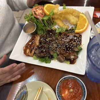 Genmai Sushi - Chef's special - Sushi Bars Near Me - Oxnard, California Genmai Sushi - Chef's special - Sushi Bars Near Me - Oxnard, California