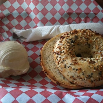 Bogart's Cafe - Everything bagel with cream cheese - Breakfast & Brunch Near Me - Honolulu, Hawaii
