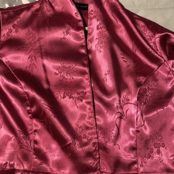 Vincent Tailoring - Horrible work!!!!!!!! dissatisfied - Sewing & Alterations Near Me - Chino, California Vincent Tailoring - Horrible work!!!!!!!! dissatisfied - Sewing & Alterations Near Me - Chino, California