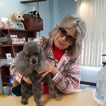 Karen's Pampered Pups - Pet Groomers Near Me - Longview, Texas Karen's Pampered Pups - Pet Groomers Near Me - Longview, Texas
