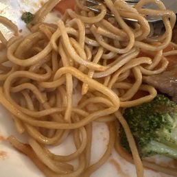 Horrible chow mien no flavor and not one vegetable in it. Won't be going back all the food was very tasteless.
