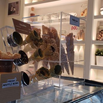 Bacio di Latte - Ice Cream & Frozen Yogurt Near Me - Etiwanda, California