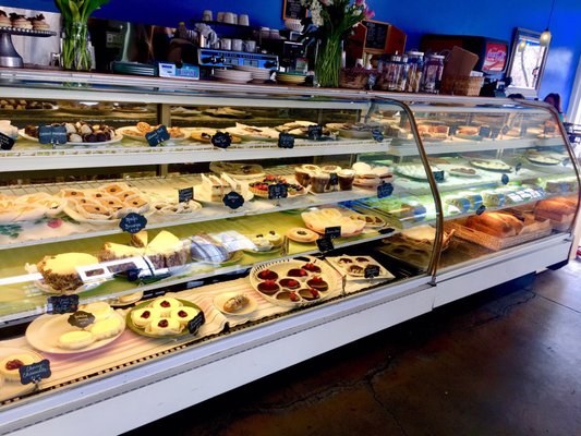 Carlucci's Bakery by null
