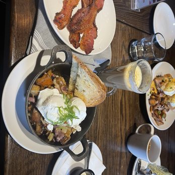 Thirsty Lion - Corned beef hash breakfast side of maple bacon - American Near Me - Hillsboro, Oregon Thirsty Lion - Corned beef hash breakfast side of maple bacon - American Near Me - Hillsboro, Oregon