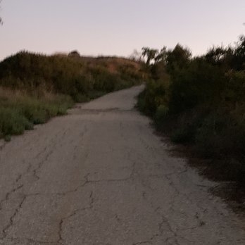 Arroyo Pescadero Park - Beginning of the trail - Hiking Near Me - Whittier, California