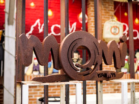 Momi Ramen by null