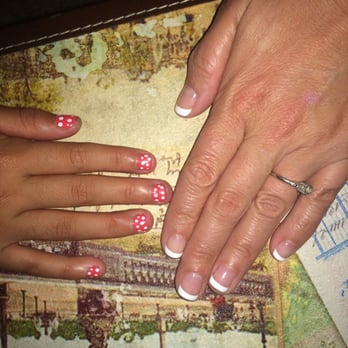 iNails & Spa - Nail Salons Near Me - Burbank, California