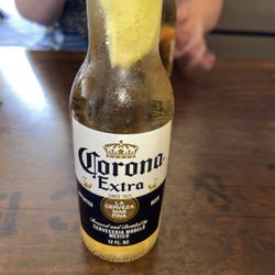 Hurricane Grill & Wings - Corona!