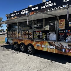 Penas Taqueria