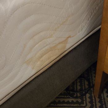 Radisson Hotel Baltimore Downtown-Inner Harbor - More stains, blah! - Hotels Near Me - Baltimore, Maryland Radisson Hotel Baltimore Downtown-Inner Harbor - More stains, blah! - Hotels Near Me - Baltimore, Maryland