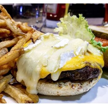 Union Social Eatery - 3 CHEESE EPIC BURGER, I SUB OF OF THE CHEESES FOR BRIE.. - Gastropubs Near Me - Toronto, Ontario Union Social Eatery - 3 CHEESE EPIC BURGER, I SUB OF OF THE CHEESES FOR BRIE.. - Gastropubs Near Me - Toronto, Ontario