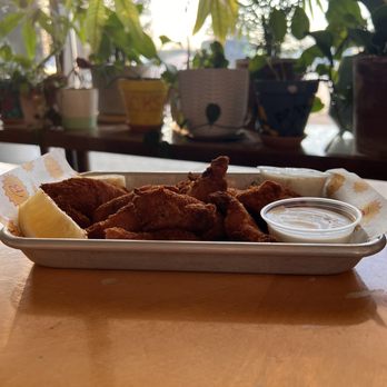 Bricksworth Beer Co - Famous dry rub wings - Brewpubs Near Me - Burnsville, Minnesota
