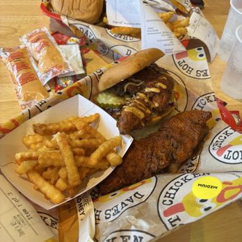 Dave's Hot Chicken - #3 - Chicken Shop Near Me - Las Vegas, Nevada