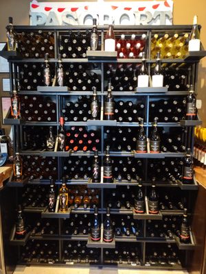 Pasoport Wine Company by null