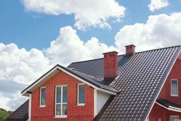 Eagle Roofing & Home Service Logo