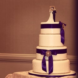 Rose Hill Cakes - Wedding cake made for Muslim and sarah.
