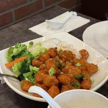 A Table Wayne's Kitchen - Bang Bang chicken Plate 乒乒鸡饭 - Asian Fusion Near Me - Manteca, California