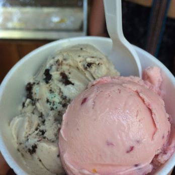 Sheri's Sweet Shoppe - Ice Cream & Frozen Yogurt Near Me - Winthrop, Washington Sheri's Sweet Shoppe - Ice Cream & Frozen Yogurt Near Me - Winthrop, Washington