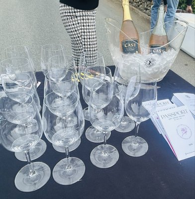 CAST Wines by null