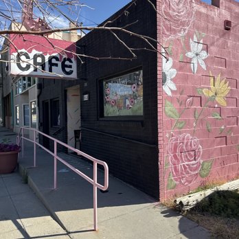 Stems and Steam - Outside, side building has cool flower mural - Cafes Near Me - Rawlins, Wyoming Stems and Steam - Outside, side building has cool flower mural - Cafes Near Me - Rawlins, Wyoming
