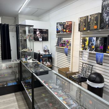 Bat's Collectible Empire - Hobby Shops Near Me - Wheaton, Illinois Bat's Collectible Empire - Hobby Shops Near Me - Wheaton, Illinois