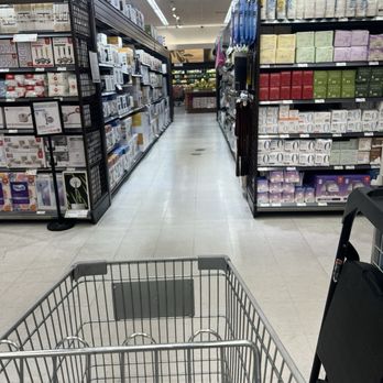 H Mart - Naperville - Grocery Near Me - Naperville, Illinois H Mart - Naperville - Grocery Near Me - Naperville, Illinois