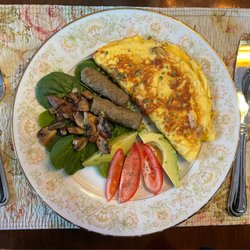 Millhouse Inn - We were served a beautiful KETO breakfast made with love.