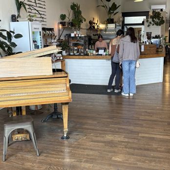Margin Coffee - There is a piano! I've been in on the weekend when someone is playing. - Coffee & Tea Near Me - Albany, Oregon Margin Coffee - There is a piano! I've been in on the weekend when someone is playing. - Coffee & Tea Near Me - Albany, Oregon