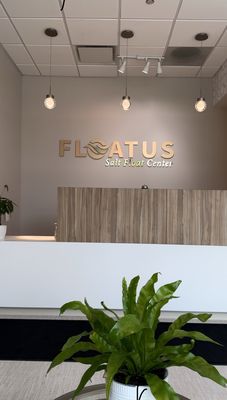 Floatus Salt Float Center