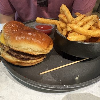 Bar Cicchetti - Cheese Burger Americana - New American Near Me - Oklahoma City, Oklahoma