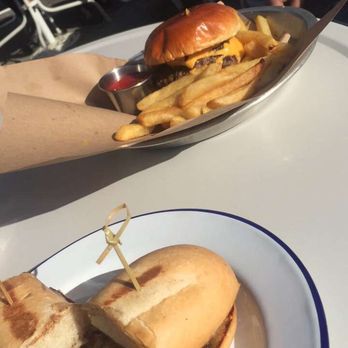 Park & Field - Mini steak sandwiches and burger! - New American Near Me - Chicago, Illinois Park & Field - Mini steak sandwiches and burger! - New American Near Me - Chicago, Illinois
