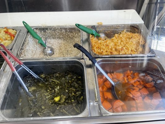 Chef Marilyn's, Queen of Down Home Southern Goodies by null
