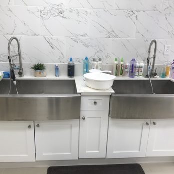 Doggi Dogi Spa - Pet Groomers Near Me - Fullerton, California
