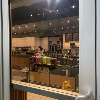 Starbucks - Coffee & Tea Near Me - Colton, California