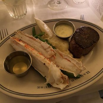Harbor House - 8 oz Filet & King Crab - Seafood Near Me - Milwaukee, Wisconsin