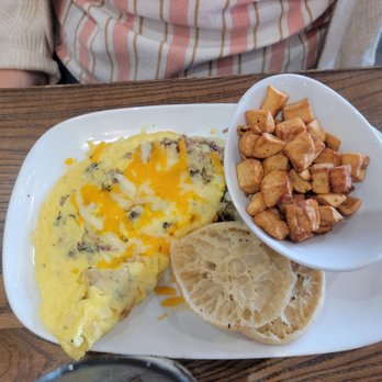 Another Broken Egg Cafe - American Near Me - Columbus, Ohio Another Broken Egg Cafe - American Near Me - Columbus, Ohio