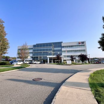 Summit Medical Group - 140 Park Ave building when you're driving down Florham Road (GPS instructions) - Medical Centers Near Me - Florham Park, New Jersey Summit Medical Group - 140 Park Ave building when you're driving down Florham Road (GPS instructions) - Medical Centers Near Me - Florham Park, New Jersey