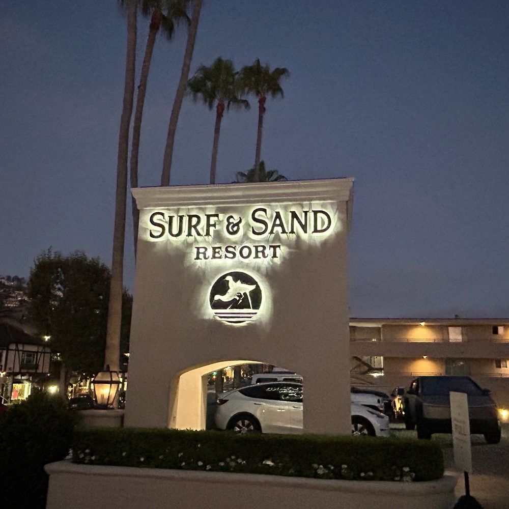 Splashes Restaurant - New American Near Me - Laguna Beach, California Splashes Restaurant - New American Near Me - Laguna Beach, California
