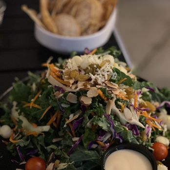 Limón - Kale salad - Peruvian Near Me - Oakland, California