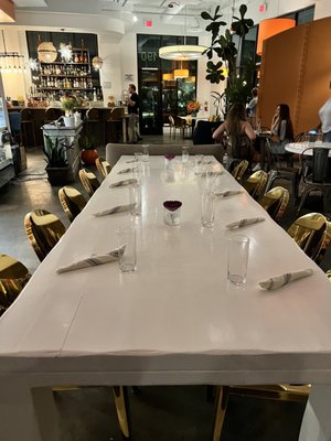 DW Bistro by null